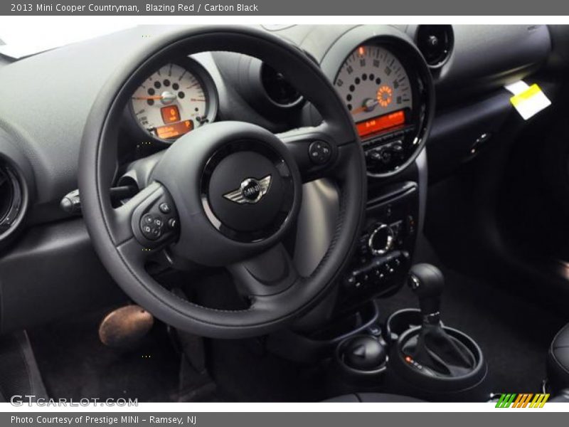 Blazing Red / Carbon Black 2013 Mini Cooper Countryman