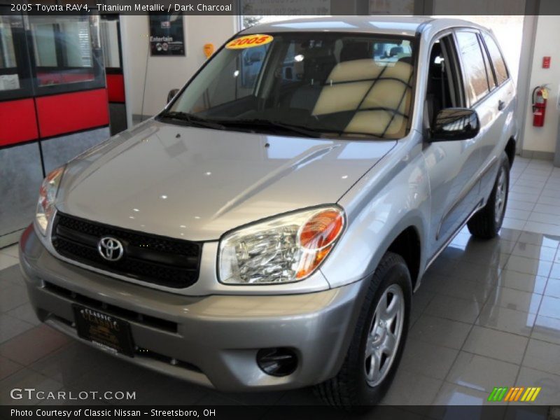 Titanium Metallic / Dark Charcoal 2005 Toyota RAV4