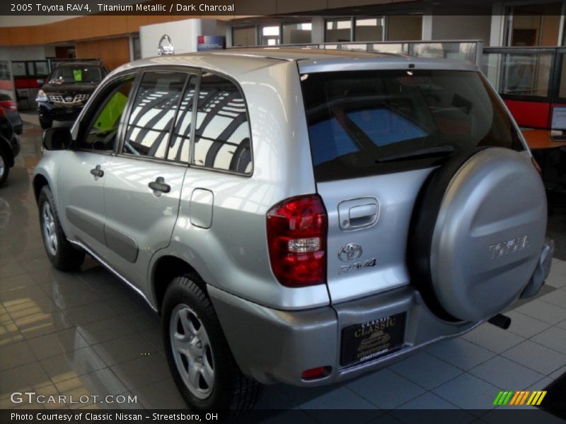 Titanium Metallic / Dark Charcoal 2005 Toyota RAV4