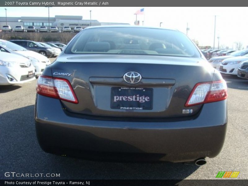 Magnetic Gray Metallic / Ash 2007 Toyota Camry Hybrid