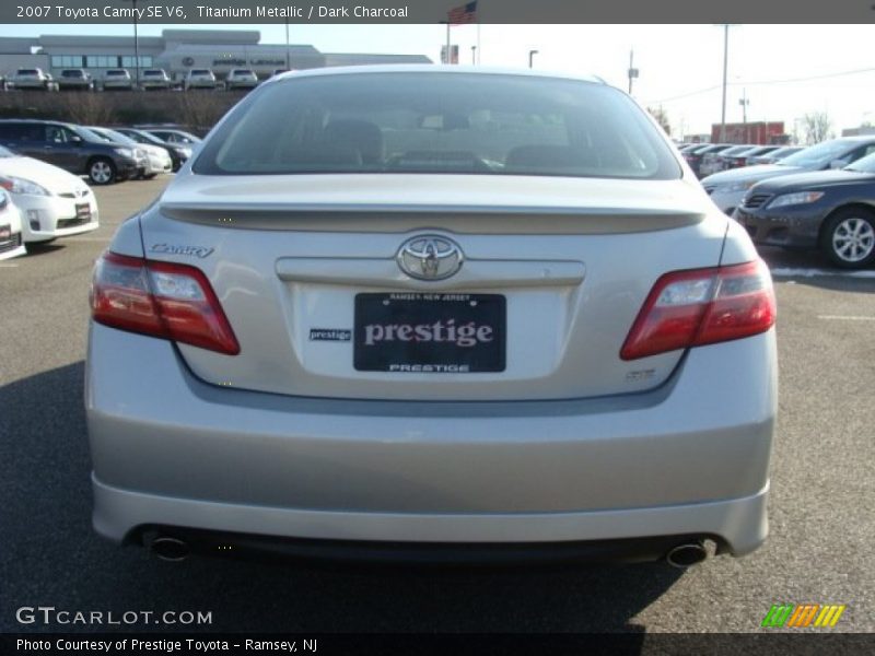 Titanium Metallic / Dark Charcoal 2007 Toyota Camry SE V6