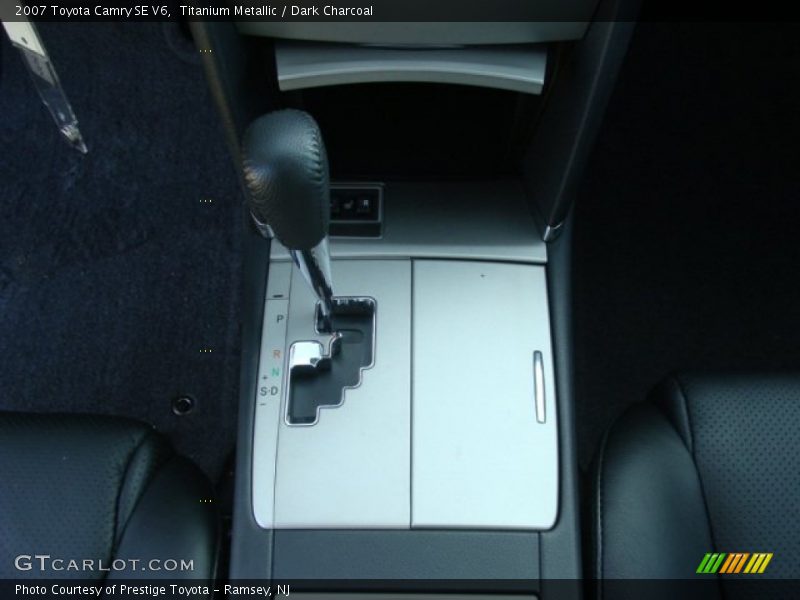 Titanium Metallic / Dark Charcoal 2007 Toyota Camry SE V6