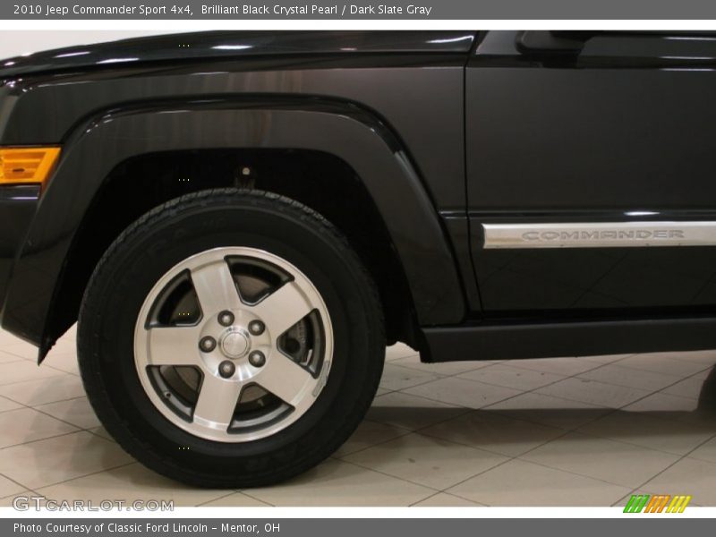 Brilliant Black Crystal Pearl / Dark Slate Gray 2010 Jeep Commander Sport 4x4