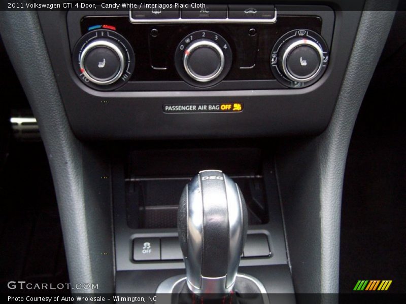Candy White / Interlagos Plaid Cloth 2011 Volkswagen GTI 4 Door