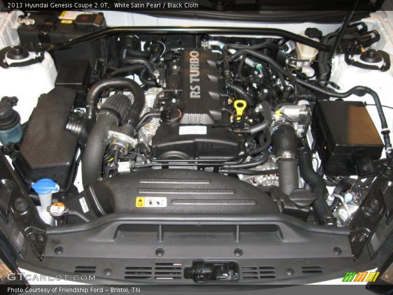 White Satin Pearl / Black Cloth 2013 Hyundai Genesis Coupe 2.0T