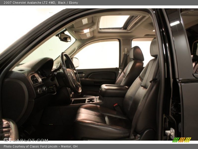 Black / Ebony 2007 Chevrolet Avalanche LTZ 4WD