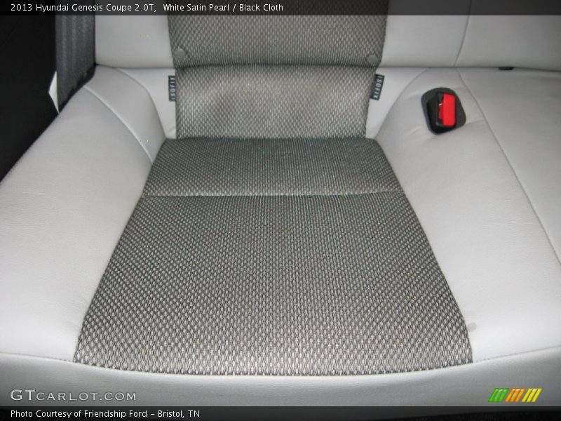White Satin Pearl / Black Cloth 2013 Hyundai Genesis Coupe 2.0T