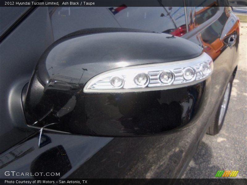 Ash Black / Taupe 2012 Hyundai Tucson Limited