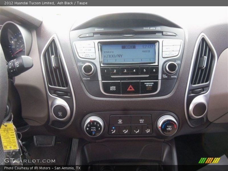Ash Black / Taupe 2012 Hyundai Tucson Limited