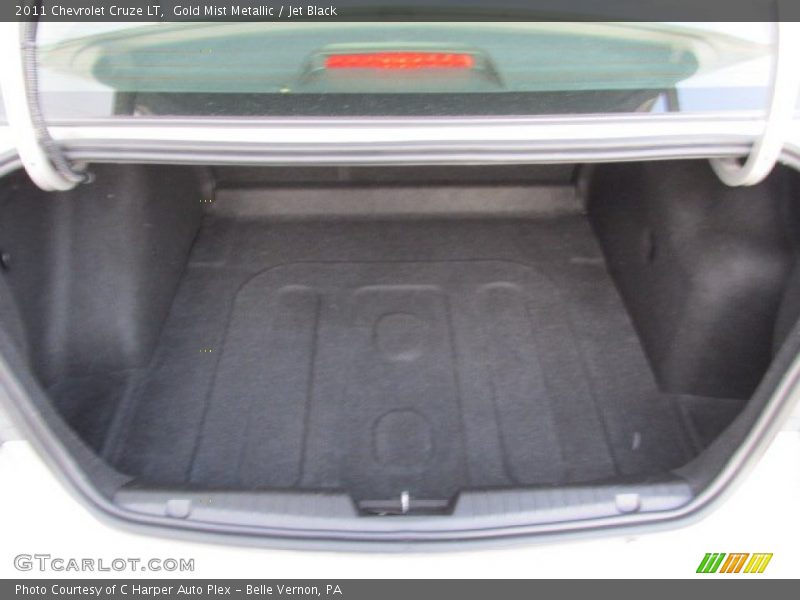 Gold Mist Metallic / Jet Black 2011 Chevrolet Cruze LT