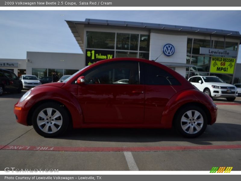 Salsa Red / Cream 2009 Volkswagen New Beetle 2.5 Coupe