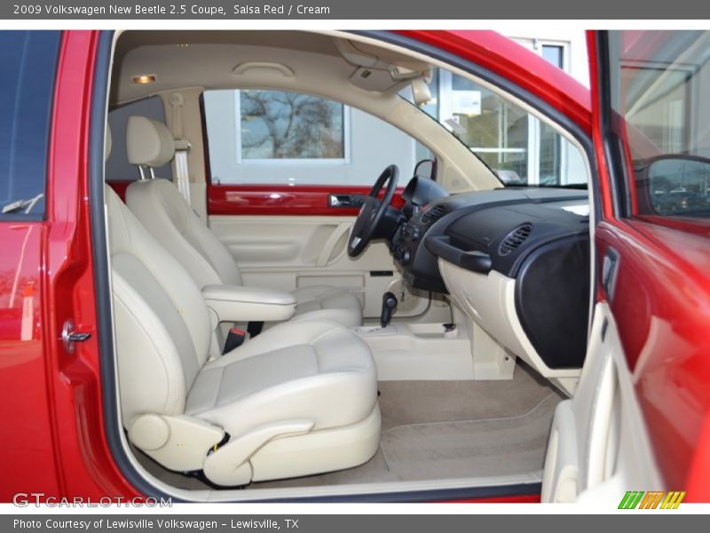 Salsa Red / Cream 2009 Volkswagen New Beetle 2.5 Coupe