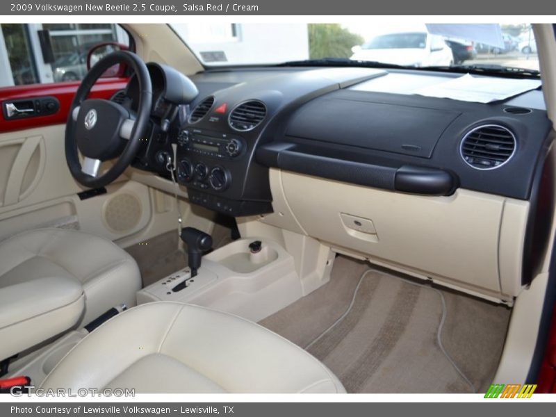 Salsa Red / Cream 2009 Volkswagen New Beetle 2.5 Coupe