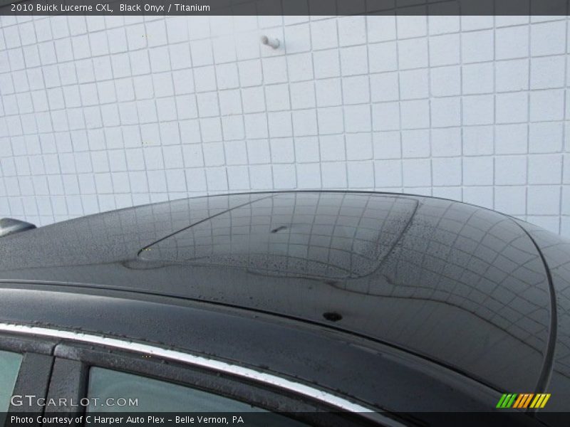 Black Onyx / Titanium 2010 Buick Lucerne CXL