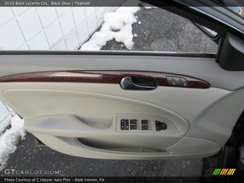 Black Onyx / Titanium 2010 Buick Lucerne CXL