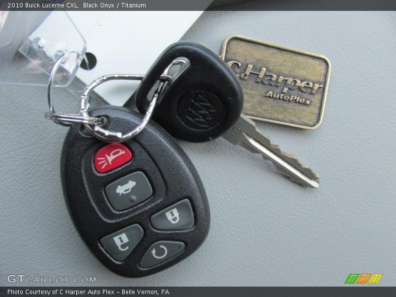 Black Onyx / Titanium 2010 Buick Lucerne CXL
