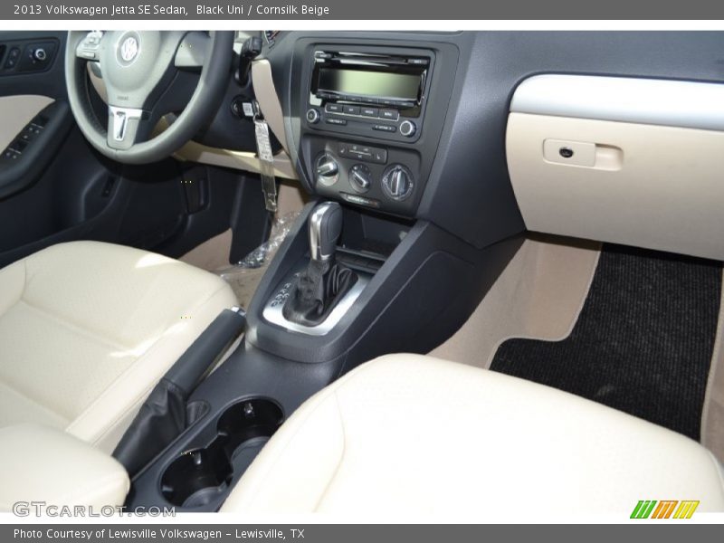 Black Uni / Cornsilk Beige 2013 Volkswagen Jetta SE Sedan