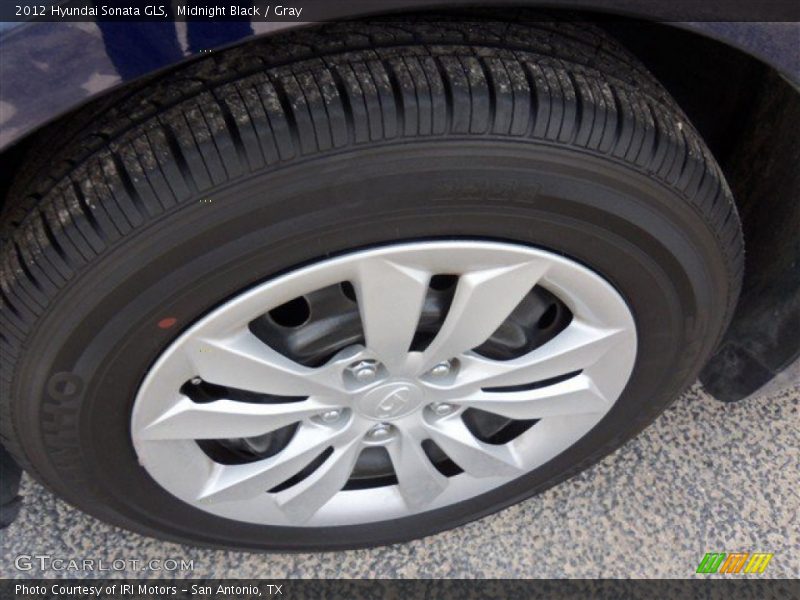Midnight Black / Gray 2012 Hyundai Sonata GLS