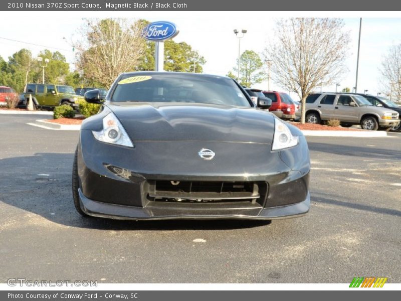 Magnetic Black / Black Cloth 2010 Nissan 370Z Sport Coupe