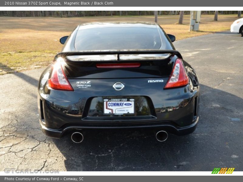 Magnetic Black / Black Cloth 2010 Nissan 370Z Sport Coupe