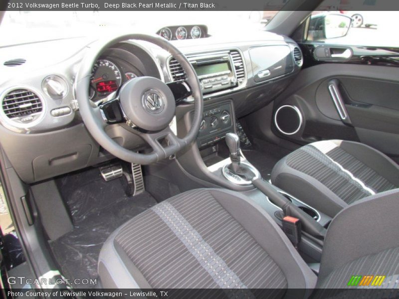 Deep Black Pearl Metallic / Titan Black 2012 Volkswagen Beetle Turbo