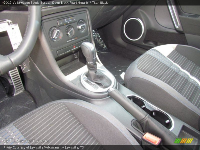 Deep Black Pearl Metallic / Titan Black 2012 Volkswagen Beetle Turbo