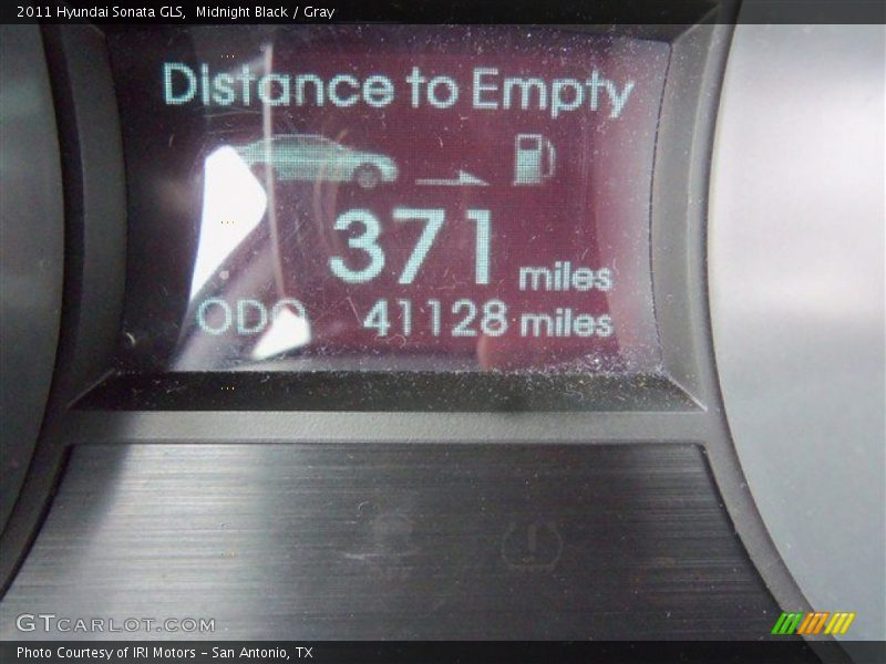 Midnight Black / Gray 2011 Hyundai Sonata GLS