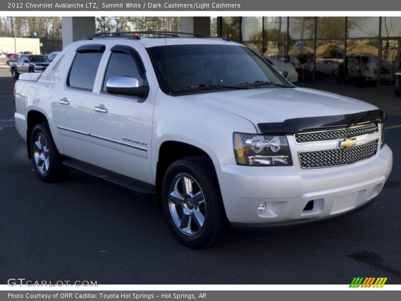 Front 3/4 View of 2012 Avalanche LTZ