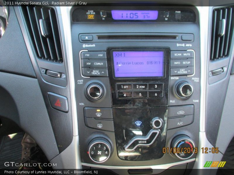 Radiant Silver / Gray 2011 Hyundai Sonata GLS