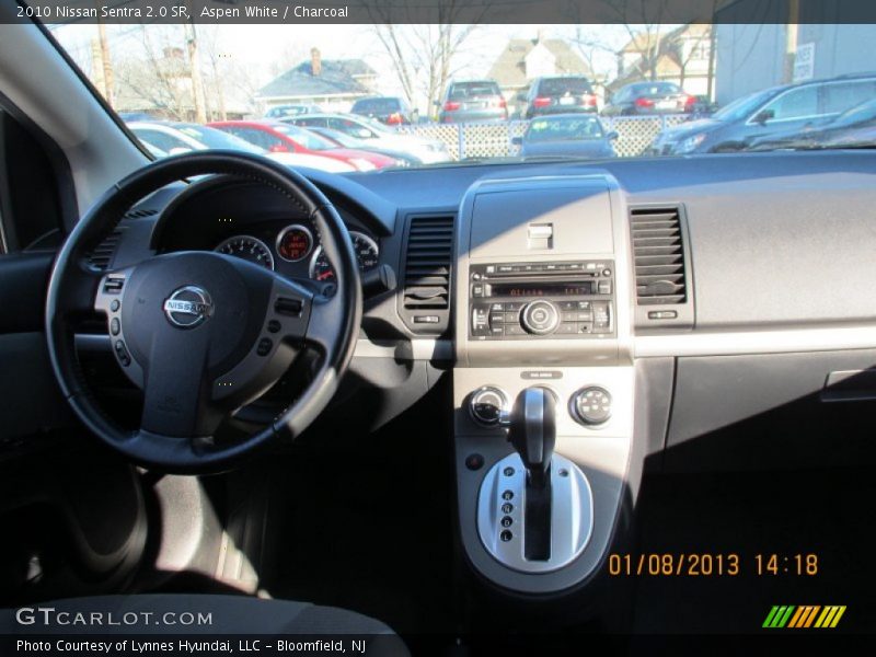 Aspen White / Charcoal 2010 Nissan Sentra 2.0 SR