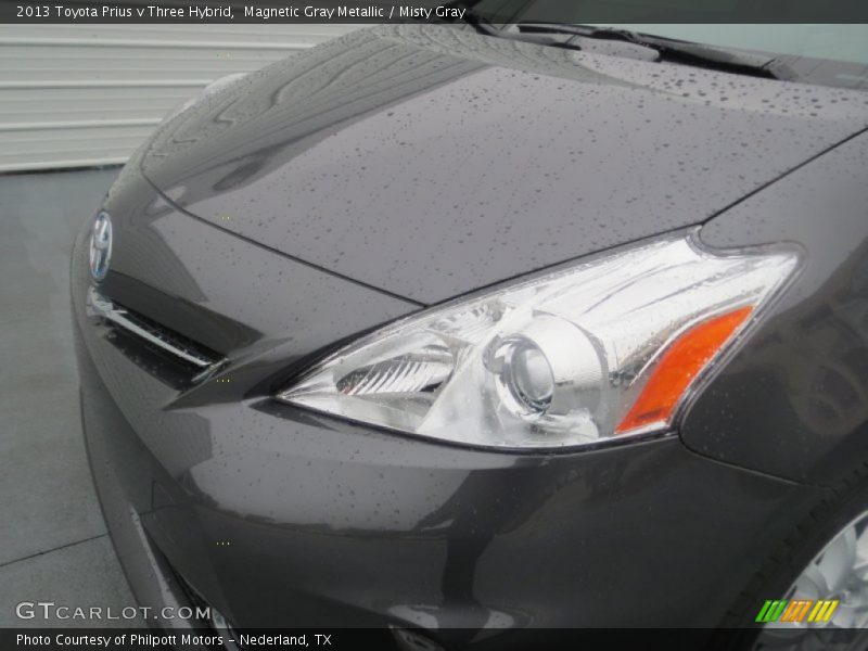 Magnetic Gray Metallic / Misty Gray 2013 Toyota Prius v Three Hybrid