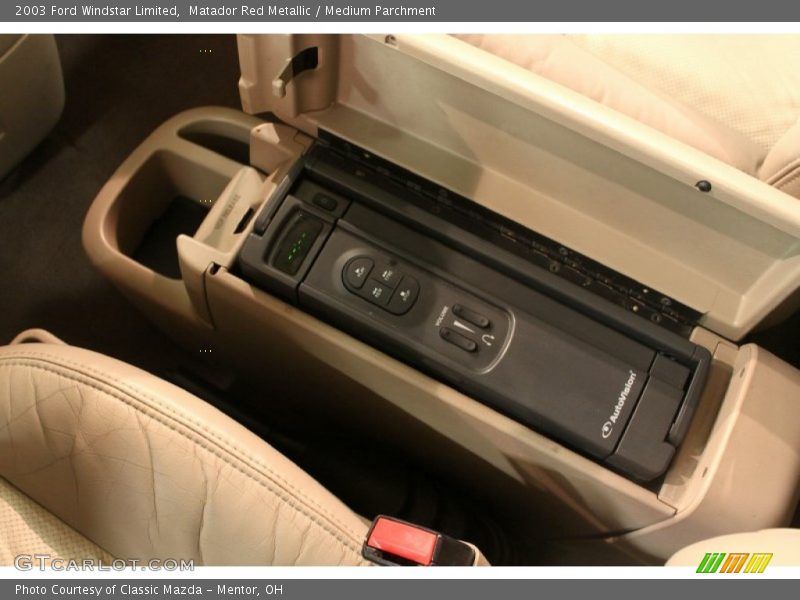 Entertainment System of 2003 Windstar Limited