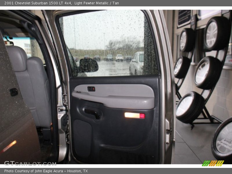 Light Pewter Metallic / Tan 2001 Chevrolet Suburban 1500 LT 4x4