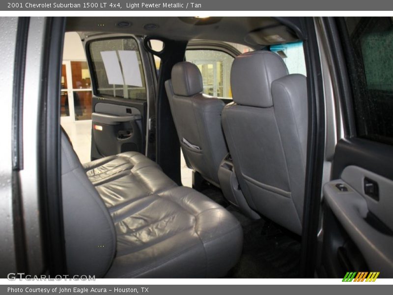 Light Pewter Metallic / Tan 2001 Chevrolet Suburban 1500 LT 4x4