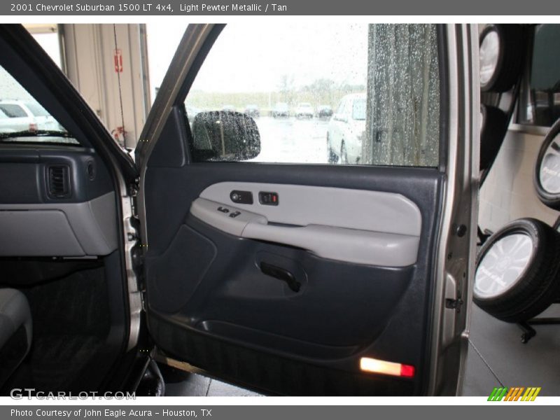Light Pewter Metallic / Tan 2001 Chevrolet Suburban 1500 LT 4x4