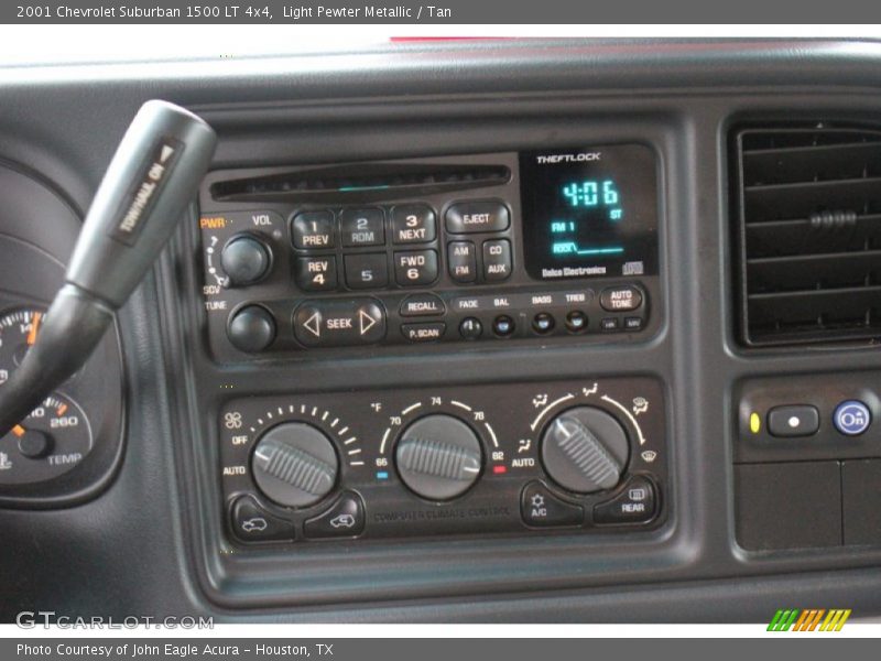 Light Pewter Metallic / Tan 2001 Chevrolet Suburban 1500 LT 4x4