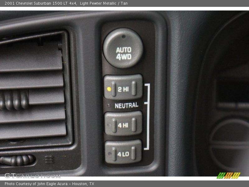 Light Pewter Metallic / Tan 2001 Chevrolet Suburban 1500 LT 4x4