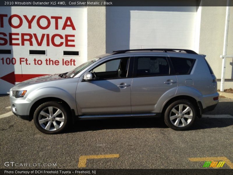 Cool Silver Metallic / Black 2010 Mitsubishi Outlander XLS 4WD