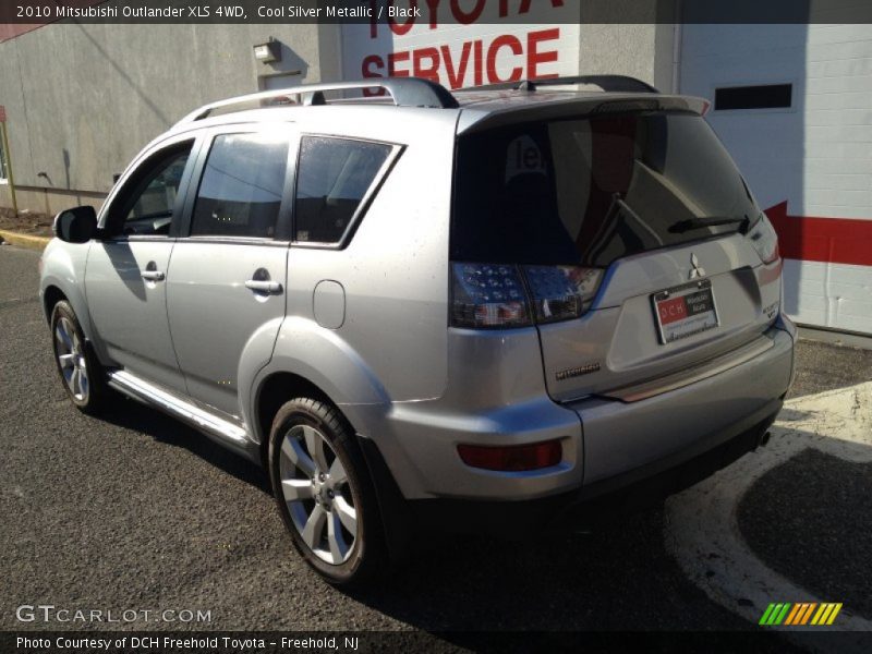 Cool Silver Metallic / Black 2010 Mitsubishi Outlander XLS 4WD