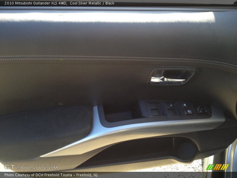 Cool Silver Metallic / Black 2010 Mitsubishi Outlander XLS 4WD