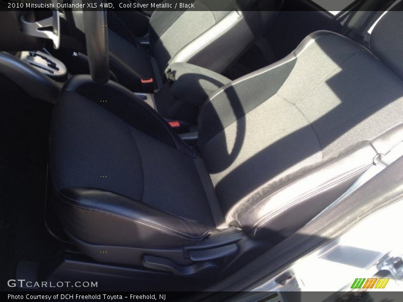 Cool Silver Metallic / Black 2010 Mitsubishi Outlander XLS 4WD