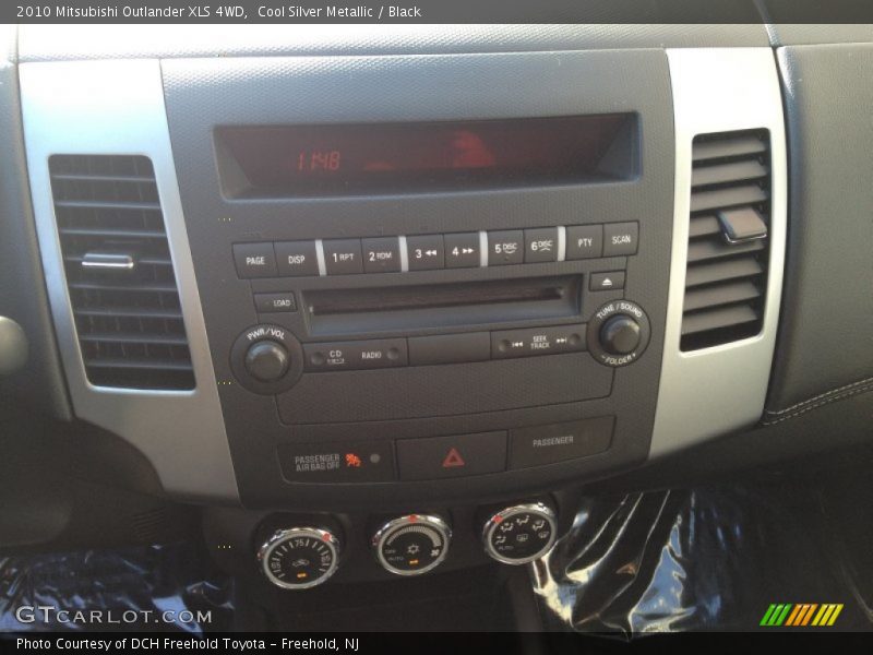 Cool Silver Metallic / Black 2010 Mitsubishi Outlander XLS 4WD