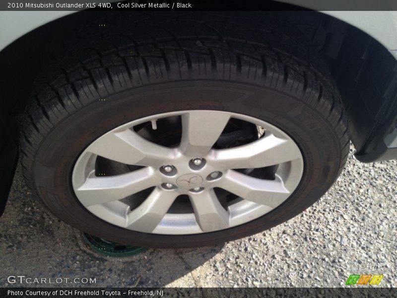 Cool Silver Metallic / Black 2010 Mitsubishi Outlander XLS 4WD