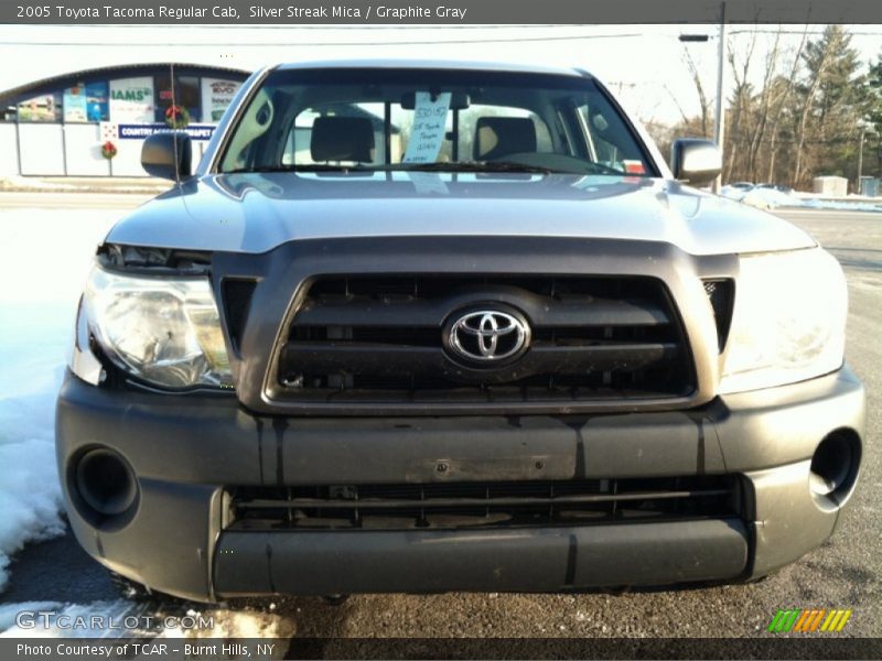 Silver Streak Mica / Graphite Gray 2005 Toyota Tacoma Regular Cab