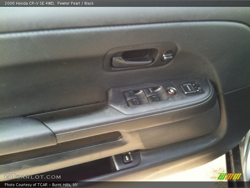 Pewter Pearl / Black 2006 Honda CR-V SE 4WD