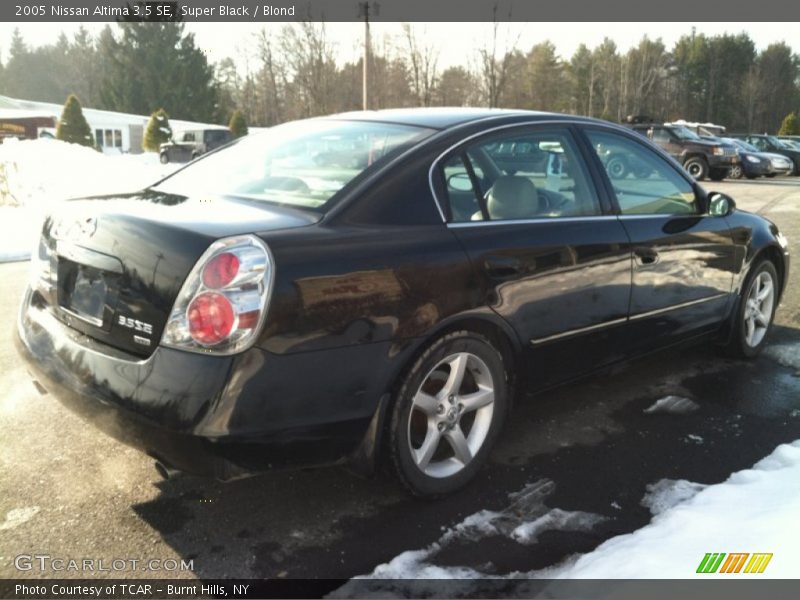 Super Black / Blond 2005 Nissan Altima 3.5 SE
