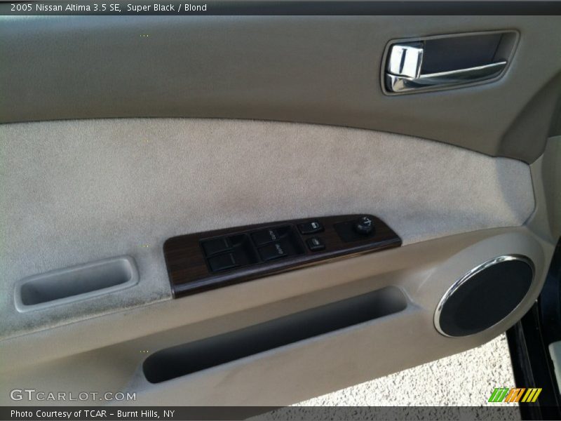 Super Black / Blond 2005 Nissan Altima 3.5 SE