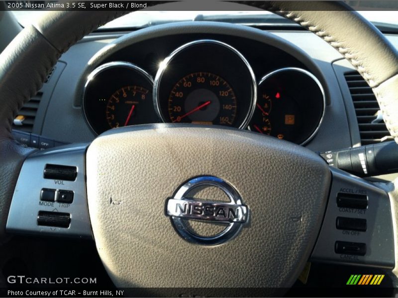 Super Black / Blond 2005 Nissan Altima 3.5 SE