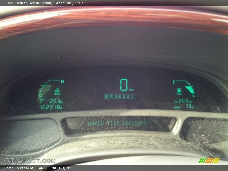 Green Silk / Shale 2005 Cadillac DeVille Sedan