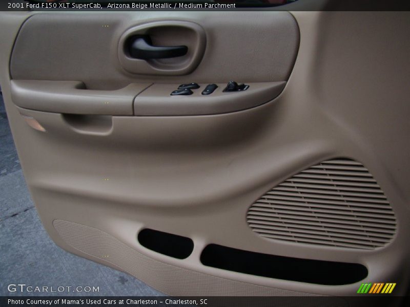Arizona Beige Metallic / Medium Parchment 2001 Ford F150 XLT SuperCab